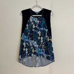 Simply Vera Sleeveless Blouse
